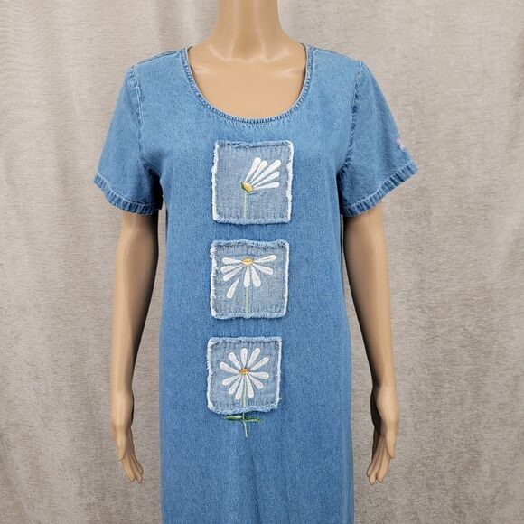 Bleu Bayou Vintage 90s Denim Dress with Daisy Patchwork Embroidery Cottagecore - Picture 4 of 10